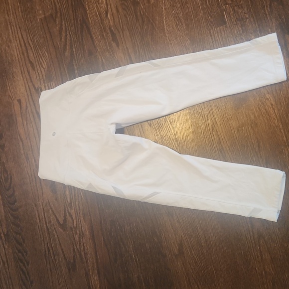 Lululemon Wunder Under High-Rise Crop 21" *Mesh - Picture 5 of 7